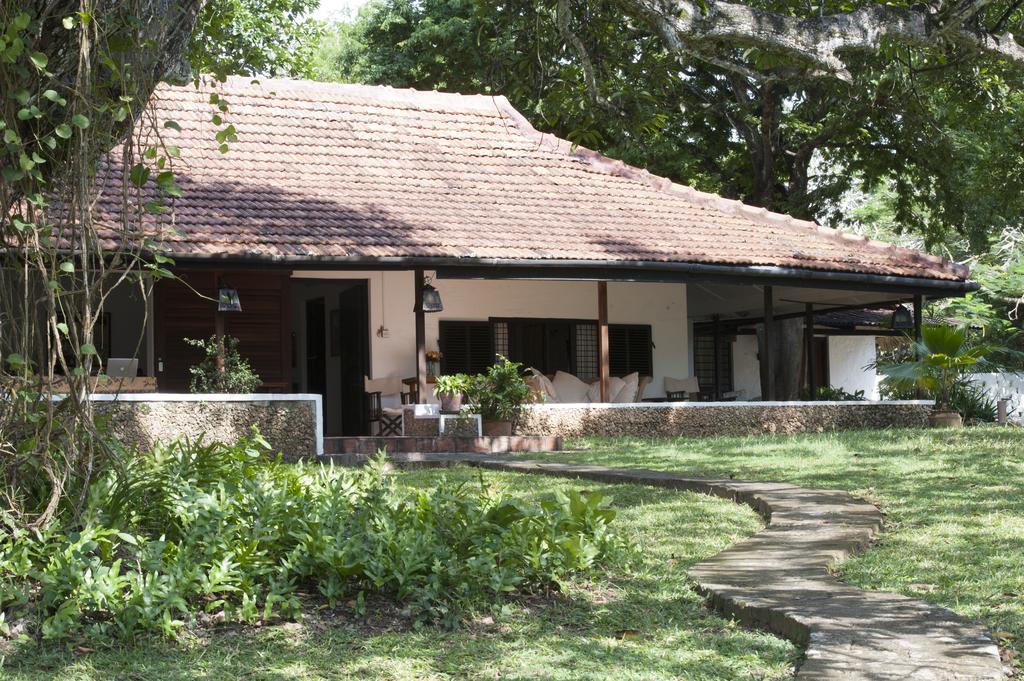 Hotel Diani House à Diani Beach Extérieur photo