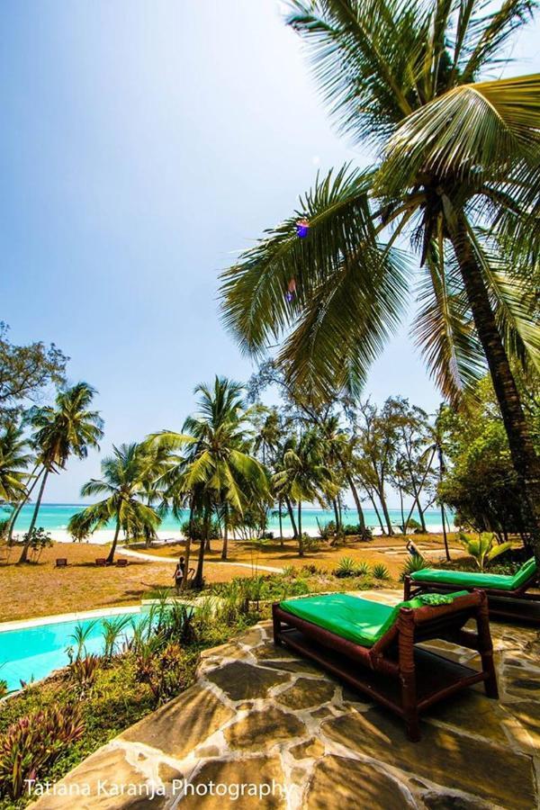 Hotel Diani House à Diani Beach Extérieur photo